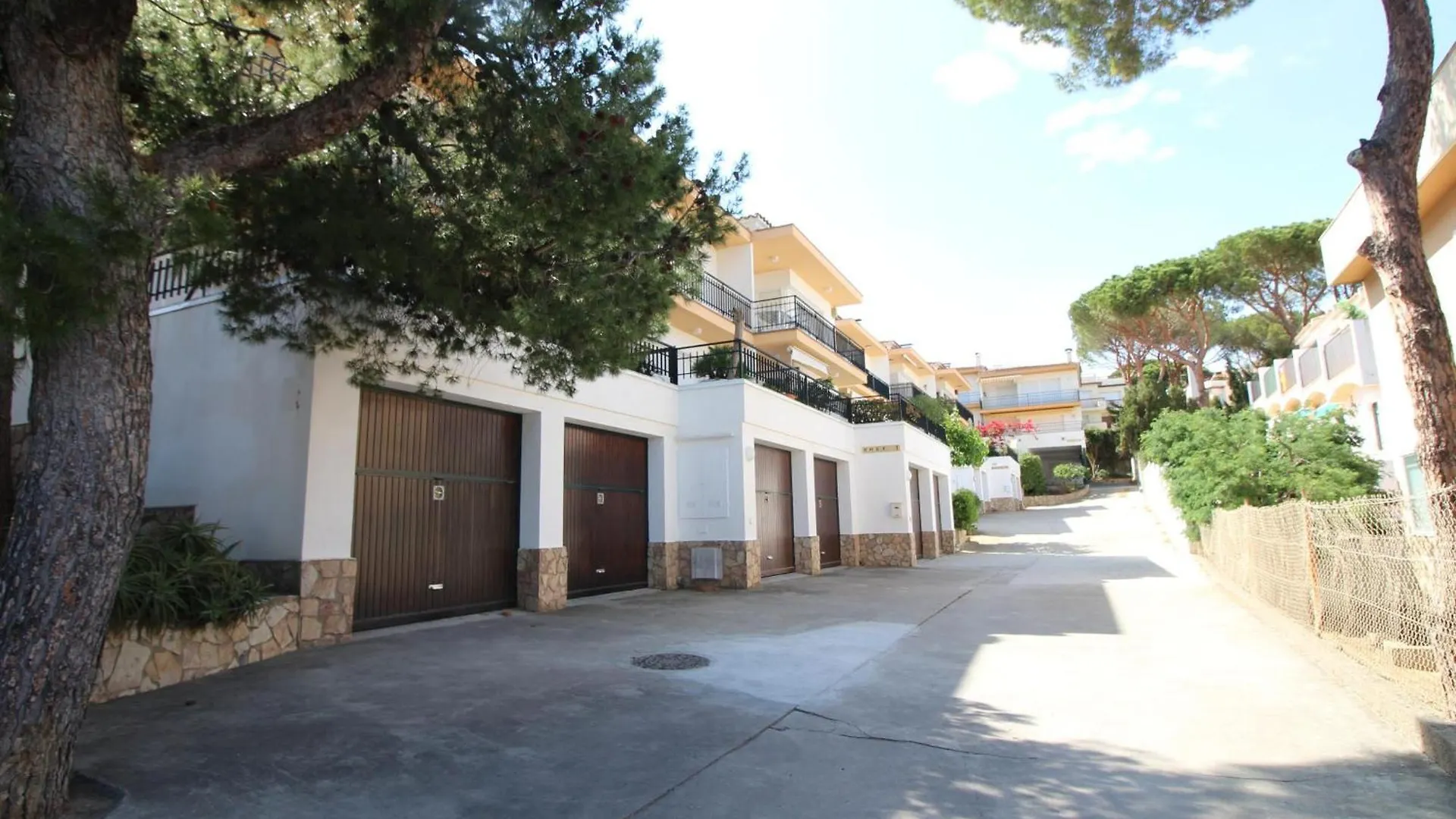 More I 1 Drta - Apartamento Con Vistas Al Mar, Barrio Tranquilo Con Jardin. - Es-228-54 Llanca Spain